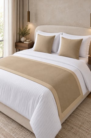 Varol 70x250 Yatak Şalı (Runner) ve 2 Adet 45x45 Kırlent Seti – Otel Konsept Lüx Dekoratif Set - BEJ