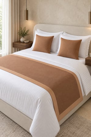 Varol 70x250 Yatak Şalı (Runner) ve 2 Adet 45x45 Kırlent Seti – Otel Konsept Lüx Dekoratif Set - KİREMİT