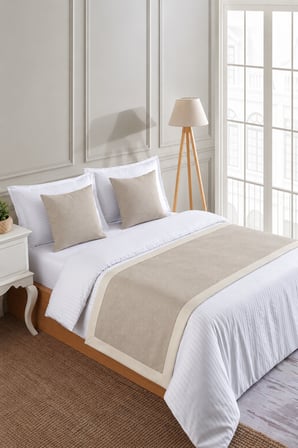 Varol 70x250 Yatak Şalı (Runner) ve 2 Adet 45x45 Kırlent Seti – Otel Konsept Lüx Dekoratif Set - KREM
