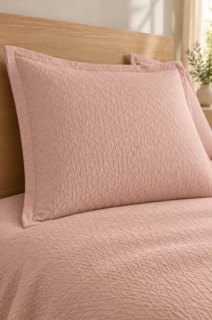 Varol Prisma Baklava Desenli Çift Kişilik Yatak Örtüsü Takımı Pudra 240×260 cm – 2 Yastık Kılıflı