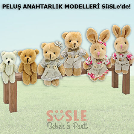 Peluş Kıyafetli Ayıcık Anahtarlık, 12,5 x 8,5 cm - Kız Model