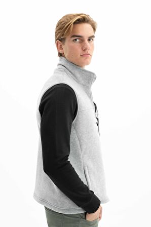 Arma Erkek Kışlık Fermuar Cepli Tam Fermuar Kısa Kollu Regular Fit Yelek 