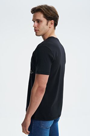 Arma Erkek Regular Fit %100 Pamuk Bisiklet Yaka Tişört 