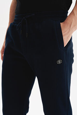 Arma Erkek Regular Fit 3 İplik Kumaş Dar Paça Eşofman Altı – Lastikli Bel, Günlük ve Spor Kombinler İçin %70 Pamuk %30 Polyester K30174681502 