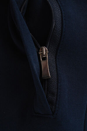 Arma Erkek Slim Fit Örme Interlok Basic Dar Paça Eşofman Altı Arka ve Yan Fleto Fermuar Cepli Paçalar Ribanalı %80 Pamuk %14 Polyester %6 Elastane K30174998902 