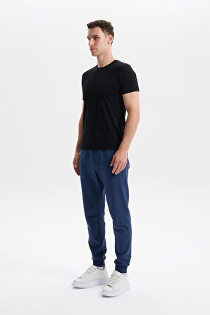 Arma Erkek Slim Fit Örme Interlok Basic Dar Paça Eşofman Altı Arka ve Yan Fleto Fermuar Cepli Paçalar Ribanalı %80 Pamuk %14 Polyester %6 Elastane K30174998902 