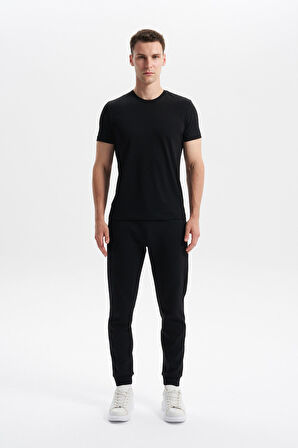 Arma Erkek Slim Fit Basic Interlok Dar Paça Eşofman Altı Arka ve Ön Cepler Gizli Fermuarlı %80 Pamuk %14 Polyester %6 Elastane K30174998802 