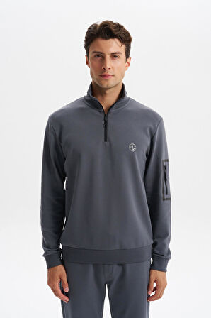 Arma Erkek Slim Fit Dik Yaka Yarım Fermuar Pamuklu Sweatshirt Sol Kol Fermuar Cepli K30404685702 