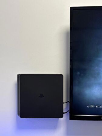 Playstation 4 Duvar Standı Yerden Tasarruf Rahat Hava Akışı Gaming Aksesuar Konsol Tutacağı