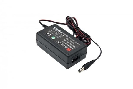 MT-1812DT 1.5 A 12 V Masaüstü Modeli Ac/dc (Smps) Adaptör