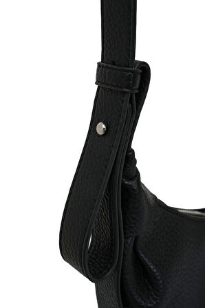 Cambirdge Polo Club Püskül Detaylı Kadın Omuz Çantası MB02