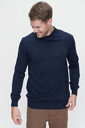 Basic Dinamik Fit Rahat Kesim Yarım Balıkçı Yaka Triko Kazak