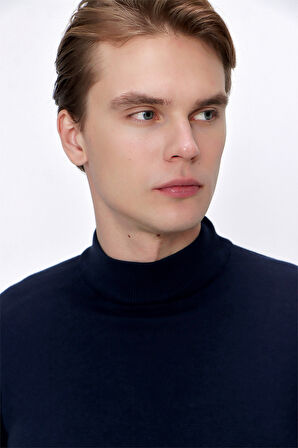 Basic Dinamik Fit Rahat Kesim Yarım Balıkçı Yaka Triko Kazak