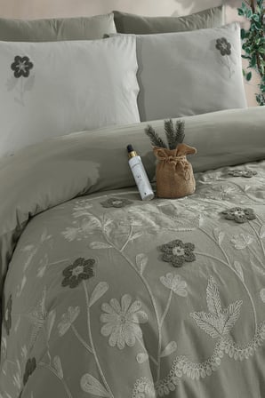 Newhome Diamond Vita Yeşil Lüx Nakışlı %100 Pamuk Çift Kişilik Nevresim Takım
