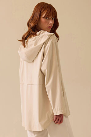 Seçil Kadın Kapüşonlu Fermuarlı Trençkot 0001 Bej