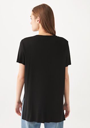 Mavi V Yaka Siyah Basic Tişört 166775-900