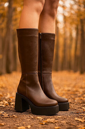 Kadın Fermuarlı Yüksek Topuklu Şık Çizme