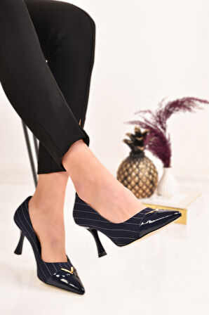 V Toka Çizgili Kadın Topuklu Ayakkabı  