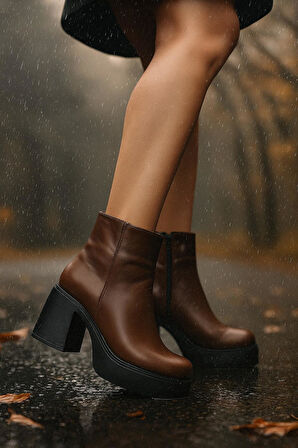 Kadın  Blok Platform Topuklu Bot