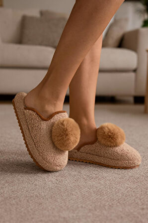 Kadın Ponponlu Ev Terliği Ses Yapmaz Kalın Taban Kışlık Terlik