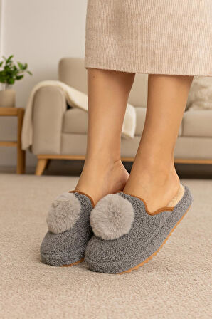 Kadın Ponponlu Ev Terliği Ses Yapmaz Kalın Taban Kışlık Terlik