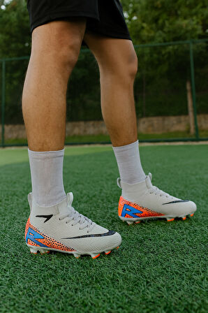  Çoraplı Krampon Futbol Ayakkabı