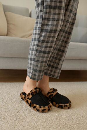 Leopar Desenli Kışlık Sessiz Ev Terliği