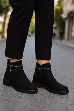   Kadın Cilt ve Nubuk Aksesuar Detaylı Fermuarlı Rahat Kışlık Bot Kaymaz Taban H01