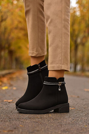  Kadın Cilt ve Nubuk Aksesuar Detaylı Fermuarlı Rahat Kışlık Bot Kaymaz Taban H01
