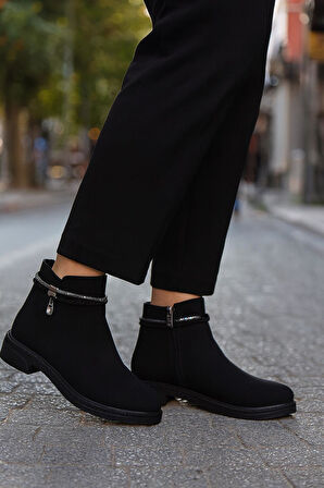   Kadın Cilt ve Nubuk Aksesuar Detaylı Fermuarlı Rahat Kışlık Bot Kaymaz Taban H01