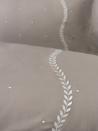 Amber Nakışlı Pamuk Saten Çift Kişilik Nevresim Takımı