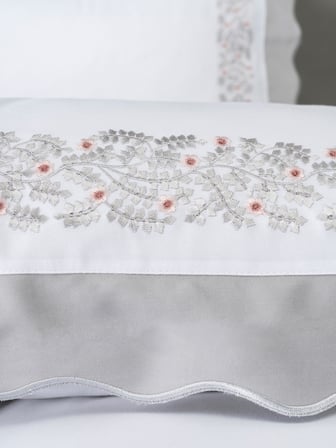 Serena Nakışlı Pamuk Saten Çift Kişilik Nevresim Takımı