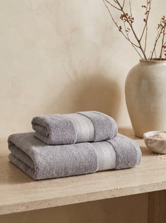 Katrina 2'li Nakışlı Banyo Havlusu Seti
