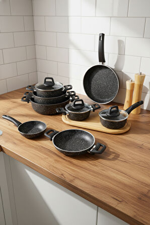 Bernardo Anita 13 Parça Tencere Seti Siyah