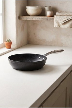 Bernardo Chef Line Granit Tava Siyah 22cm