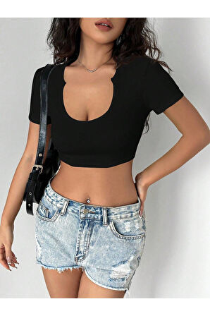 Siyah Renk Degaje Yaka Düz Desensiz Likralı Fitilli Kaşkorse Crop Top Kısa Kollu Bluz