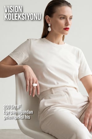 Kadın Vision Bisiklet Yaka Premium Kalite Yoğun Dokulu Pamuklu T-Shirt Krem W101-R0220-02