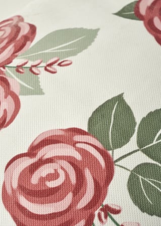 Rose Baskılı Kırlent Kılıfı Krem (43x43 cm)