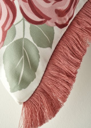Rose Baskılı Kırlent Kılıfı Krem (43x43 cm)