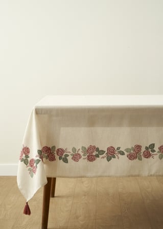 Rose Baskılı Masa Örtüsü Krem (150x250 cm)