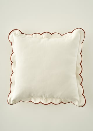 Scallop Kenar Kırlent Kılıfı Kiremit (43x43 cm)
