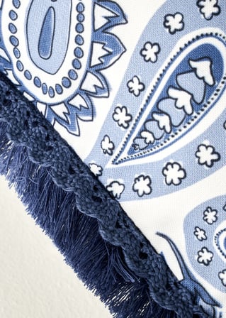 Paisley Püsküllü Kırlent Kılıfı Mavi (43x43 cm)
