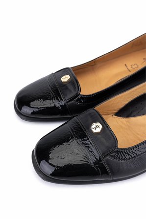 Relax Anatomic Kadın Hakiki Deri Siyah Comfort Ayakkabı 611 E2254 BN AYK Y19 VERNICE BLACK/LEATHER BLACK