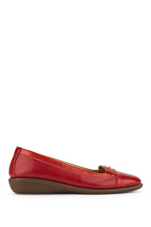 Relax Anatomic Kadın Hakiki Deri Kırmızı Comfort Ayakkabı 611 E2254 BN AYK Y19 VERNICE RED/LEATHER RED