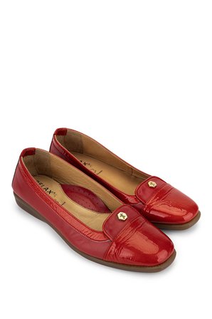 Relax Anatomic Kadın Hakiki Deri Kırmızı Comfort Ayakkabı 611 E2254 BN AYK Y19 VERNICE RED/LEATHER RED