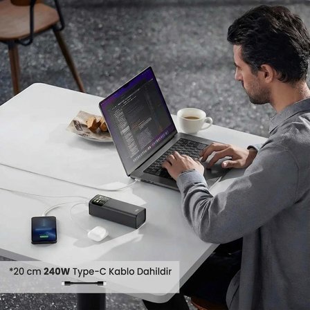Bix PB200W 24000mAh 200W PD 3.1 Hızlı Şarjlı Dijital Ekranlı Siyah Powerbank