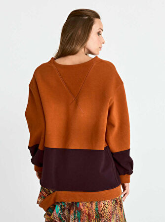 Boyun Ve Etek Detaylı  Kadın Sweatshirt Orijinal
