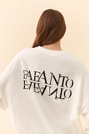 Oversize Fafanto Yazı Baskılı Sweatshirt   Ekru