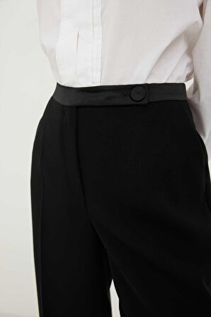 Beli Saten Kemerli Havuç Crep Pantolon Siyah