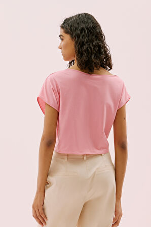 Omuzu Pili Detaylı Belden Bağlamalı T-Shirt Pembe